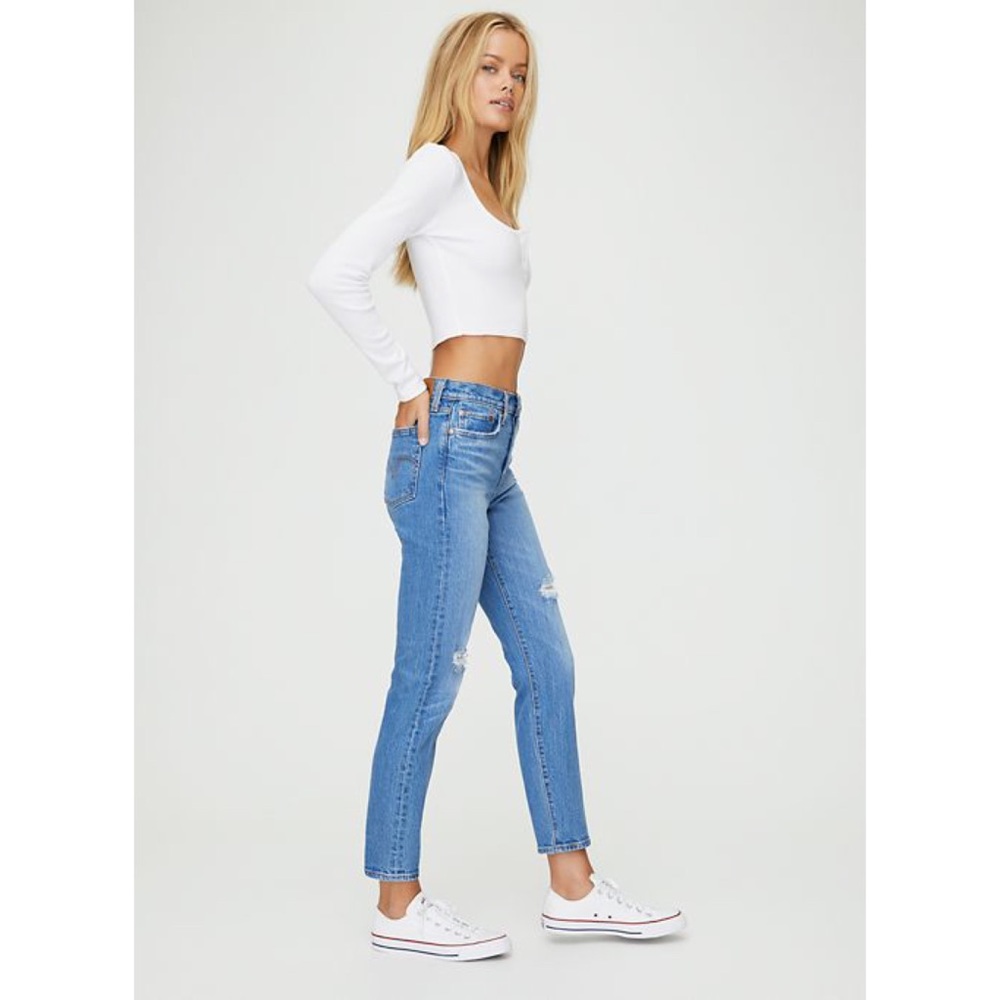 LEVI'S® PREMIUM Wedgie Fit Women's Jeans - Picture 6 of 10